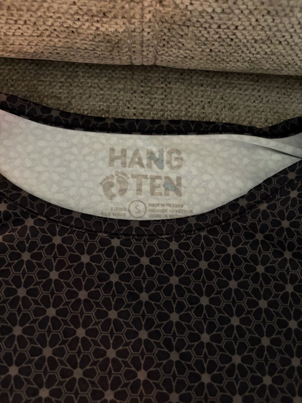 Hang Ten Black Geometric Scoop Neck Tee L/S